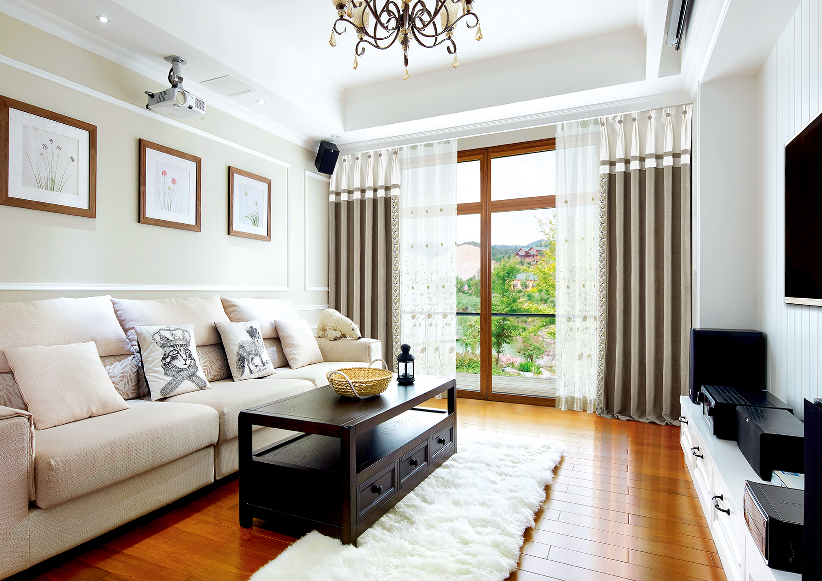 客厅布艺窗帘颜色正确搭配方法赶紧收藏!